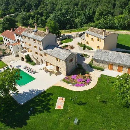 Poropati Holiday home
