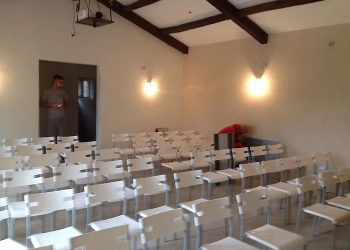 Poropati, Groznjan, Istria - Luxury Countryside Estate For Up To 19 Persons - Large Pool Of 80m2 With Kids Section 度假居 *
